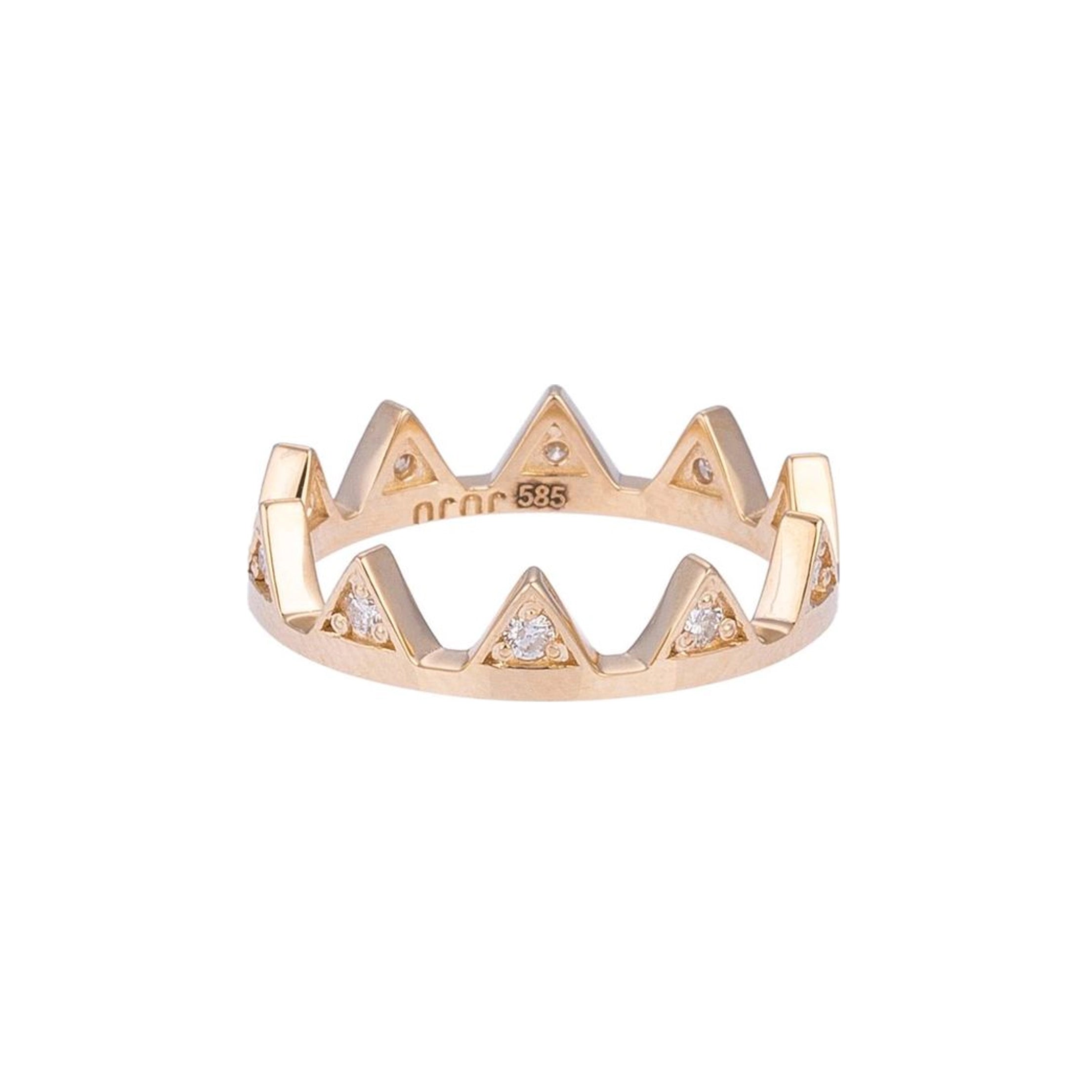 Salient Gold Ring with Diamonds Stones